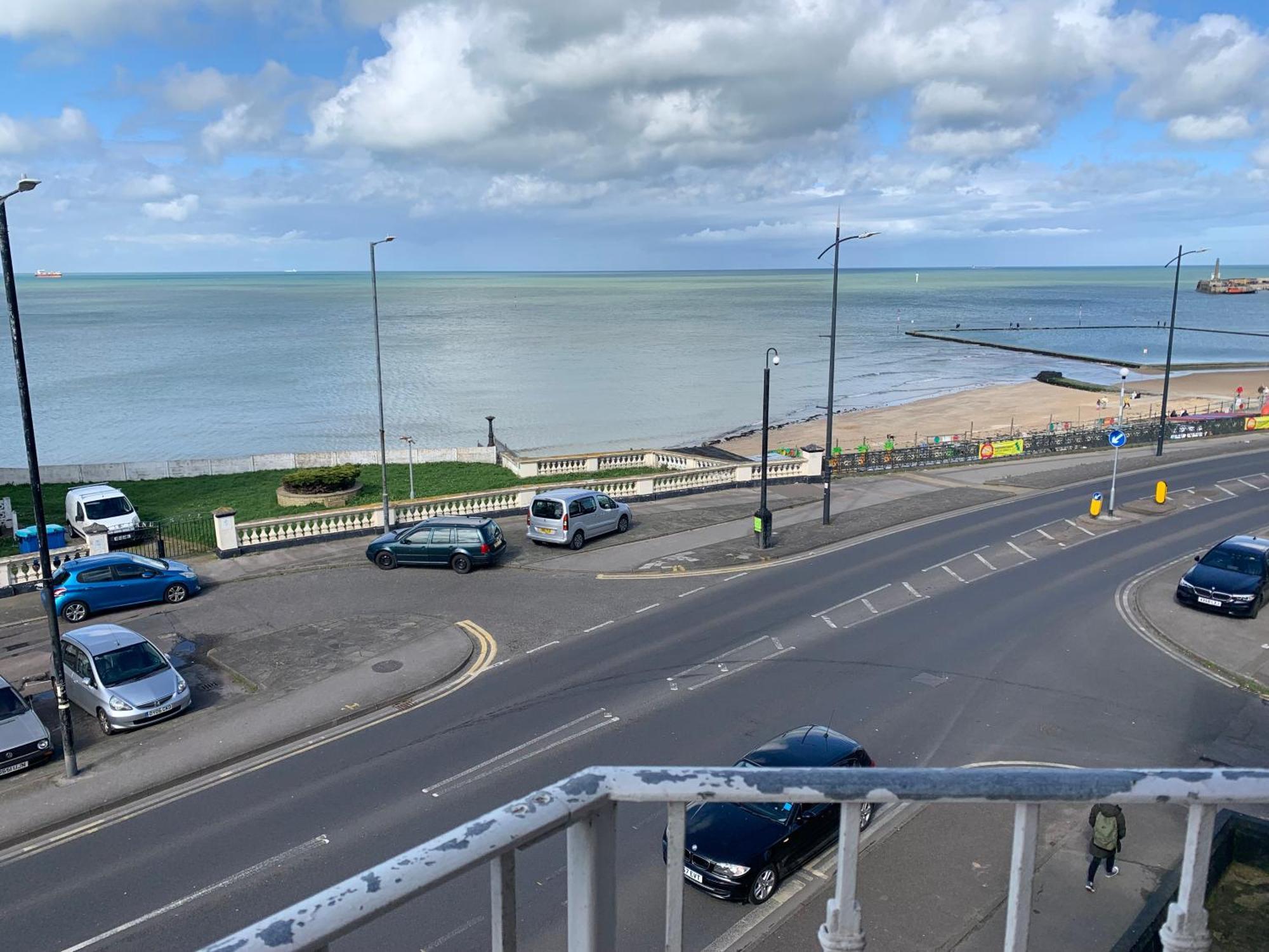 Flat, Amazing Balcony Sea View, Bike Store, With Sun Deck มาร์เกท ภายนอก รูปภาพ